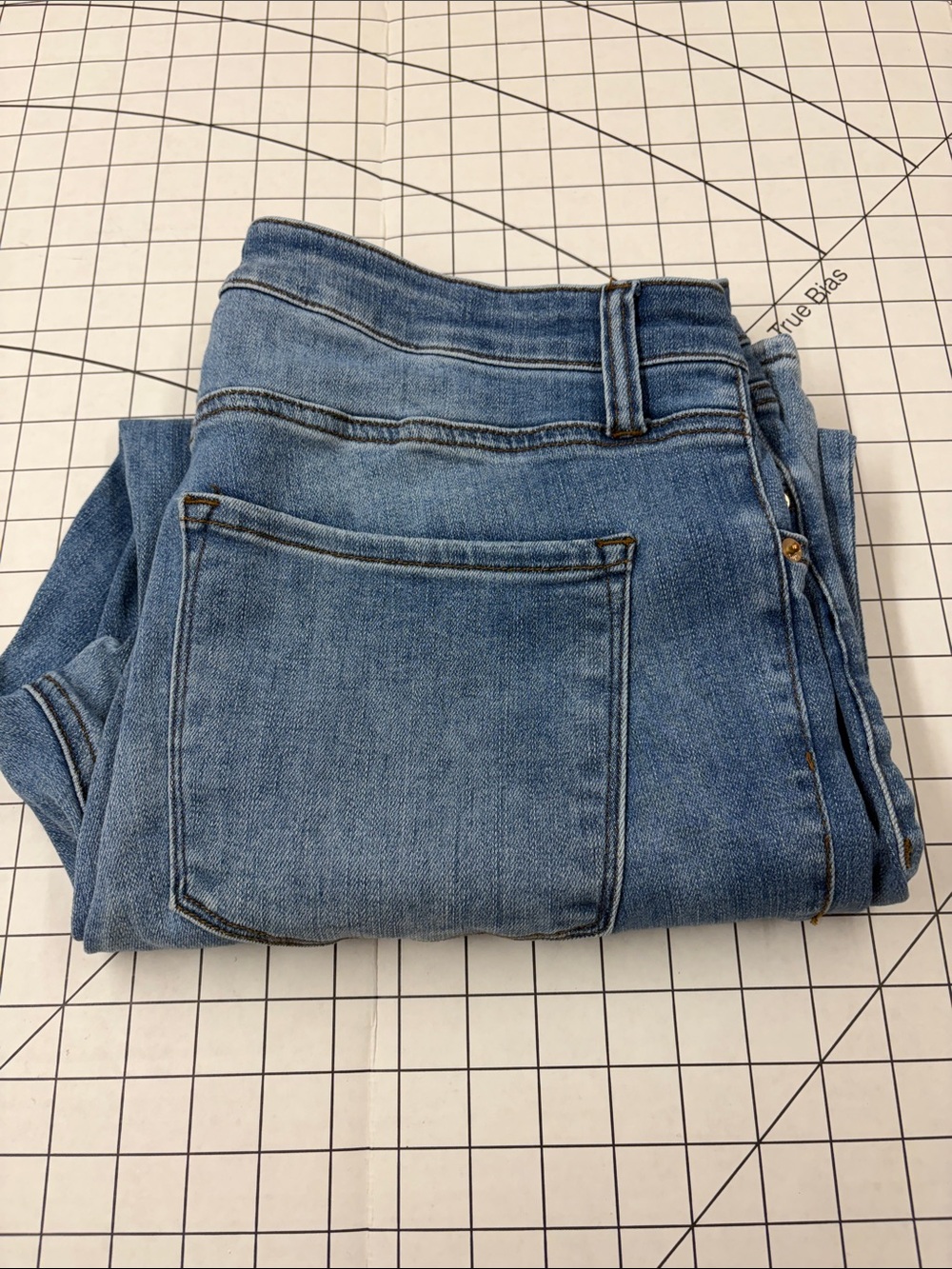 STS Blue Drew High Rise Straight Leg Jeans Medium Wash Size 34 / 18